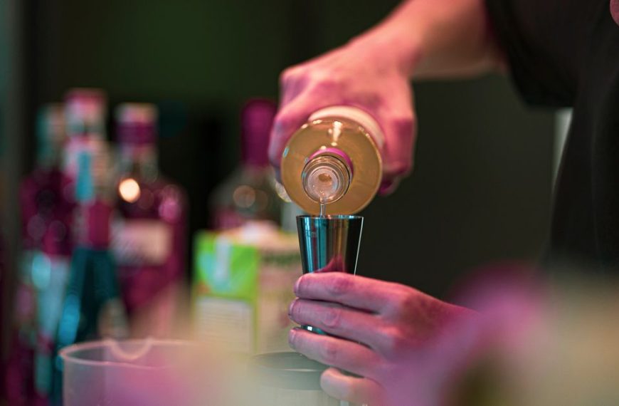 découvrez tout sur l'alcool : types, effets, consommation responsable et conseils pour une meilleure compréhension.