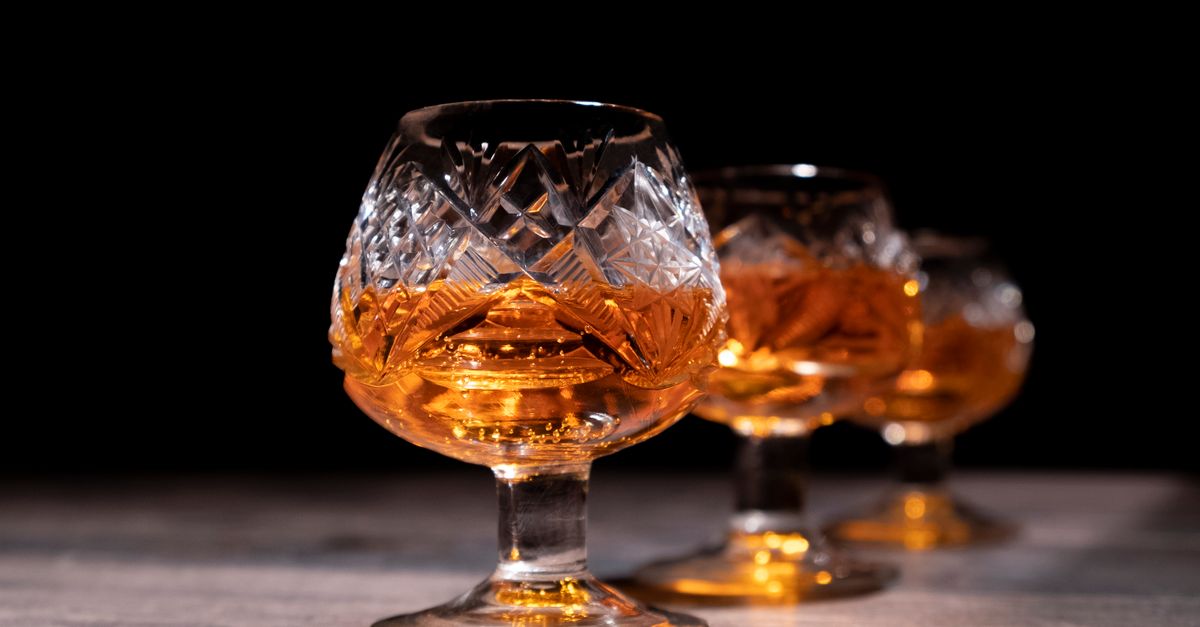 découvrez comment préparer votre propre pineau des charentes maison avec notre recette simple et authentique pour savourer ce délicieux apéritif traditionnel.