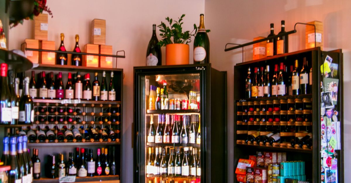 Les meilleurs conseils pour choisir une cave à vin adaptée à vos besoins