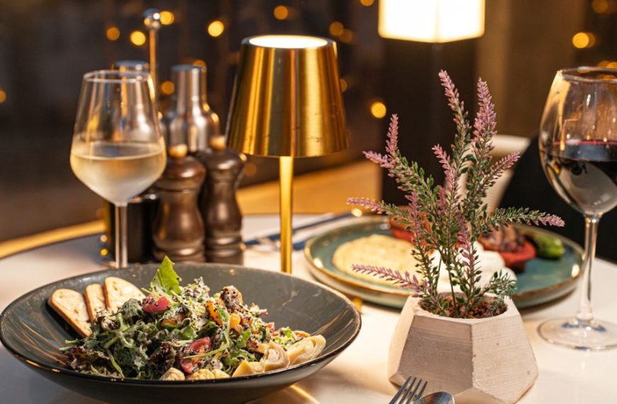 découvrez l'art de l'accord mets et vins pour sublimer chaque repas avec des conseils simples et gourmands.