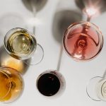 Les risques cachés du vin sans alcool entre additifs et sucre 12 découvrez les risques potentiels liés à la consommation de vin sans alcool et comment les éviter pour profiter sereinement de cette alternative.