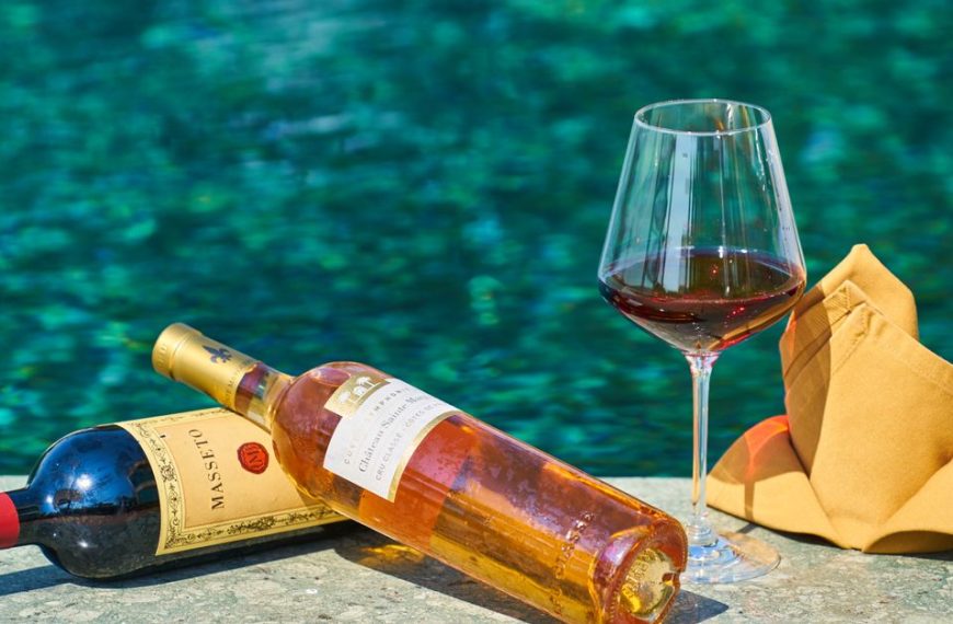 découvrez nos offres exclusives sur les vins de bourgogne, profitez de réductions exceptionnelles sur une sélection raffinée de crus d'exception.